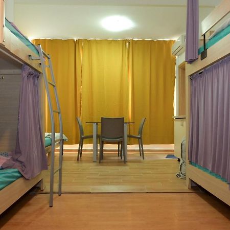 Skopje Hostel Exteriör bild