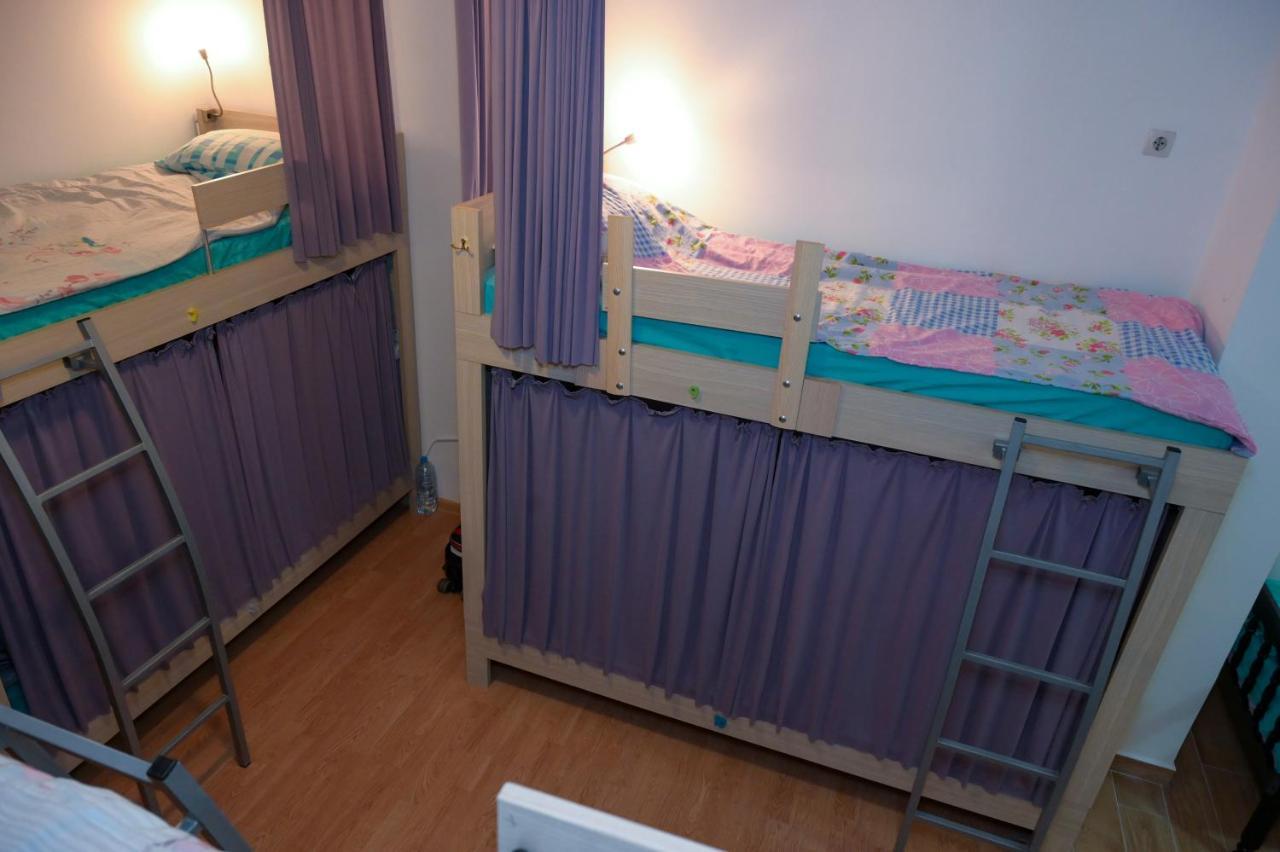 Skopje Hostel Exteriör bild