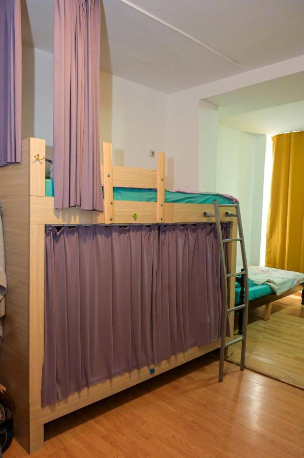 Skopje Hostel Exteriör bild